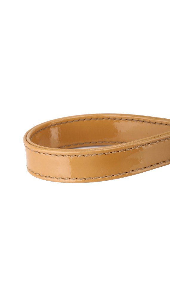 Christian Dior Lady Dior Medium i Beige patent skinn