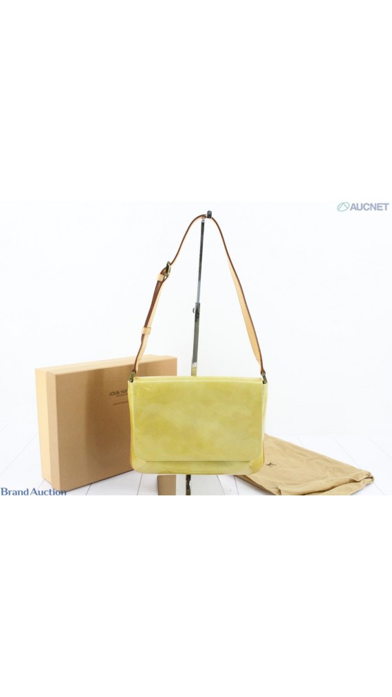LV Vernis Shoulder Bag