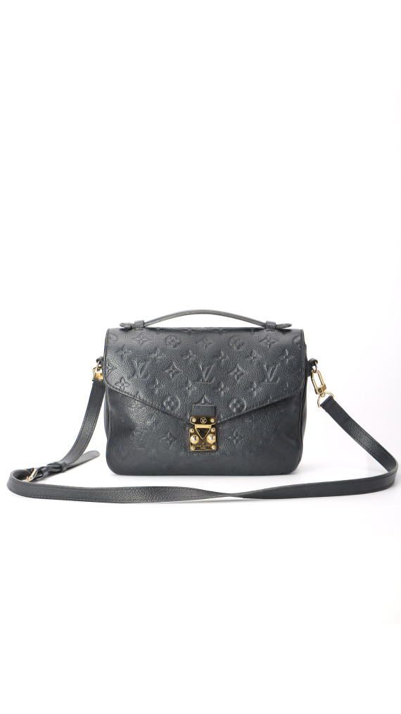 Louis Vuitton Pochette Métis i sort Monogram Empreinte-skinn