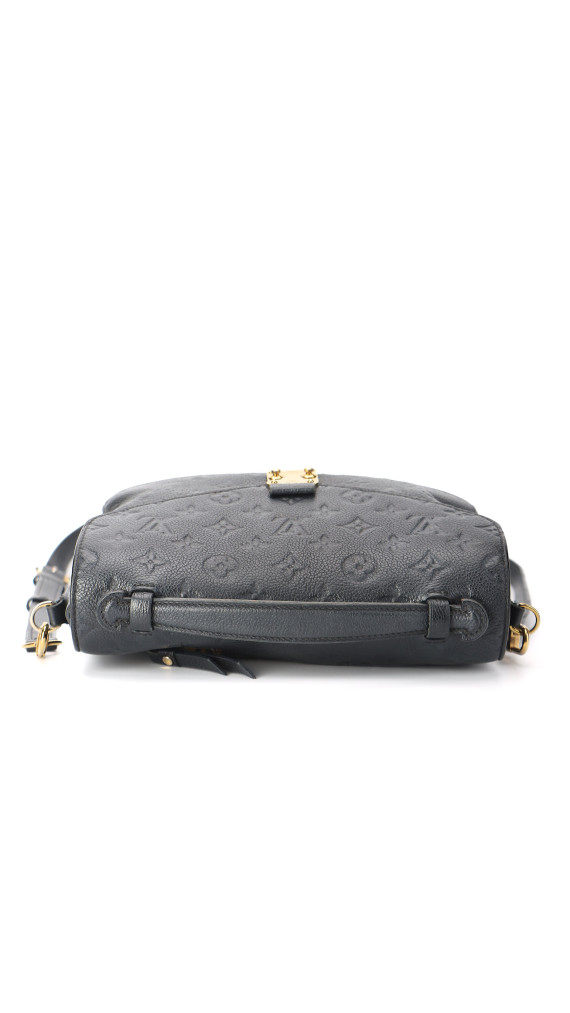 Louis Vuitton Pochette Métis i sort Monogram Empreinte-skinn