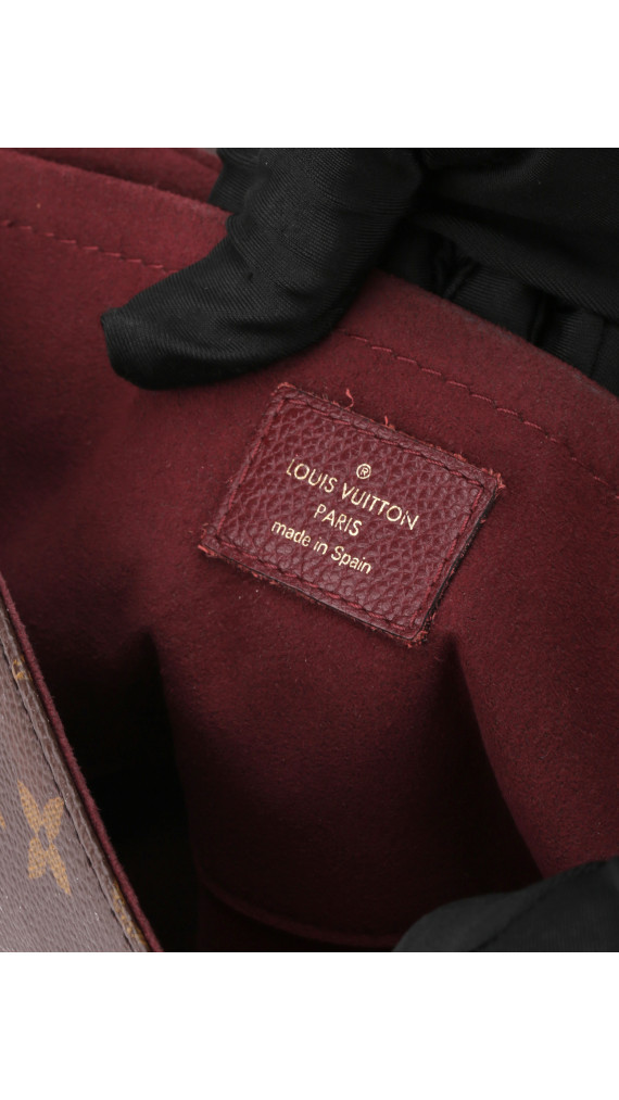 Louis Vuitton Saint Placide Chain Bag
