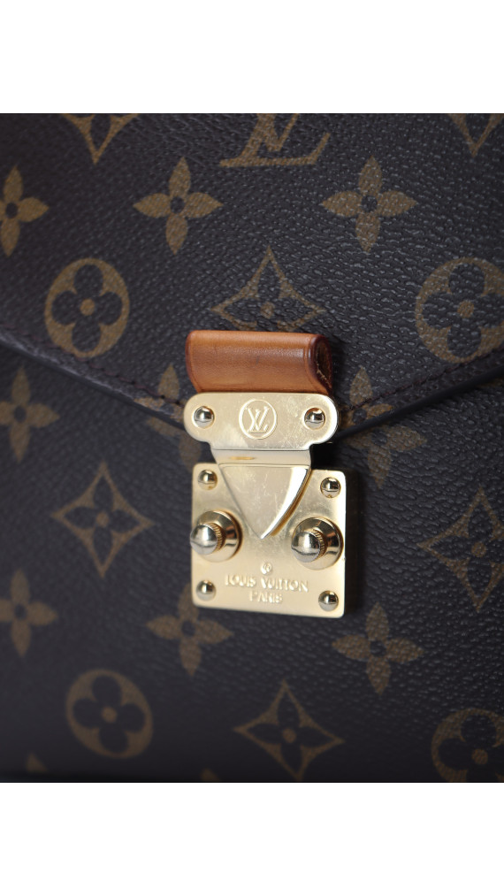 Louis Vuitton Pochette Métis i Monogram Canvas