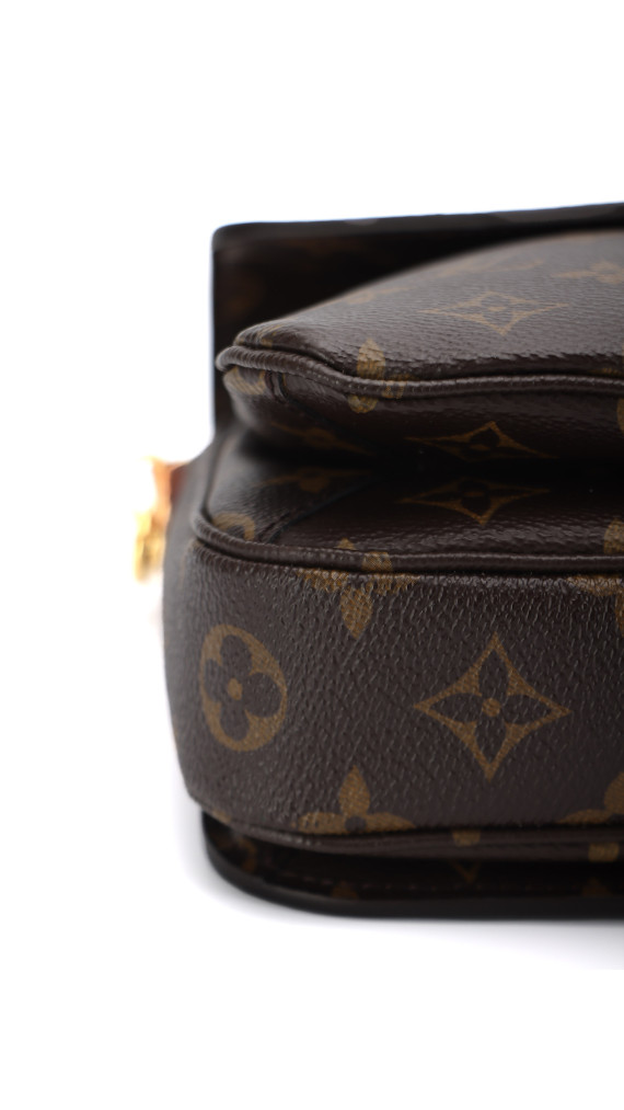 Louis Vuitton Pochette Métis i Monogram Canvas