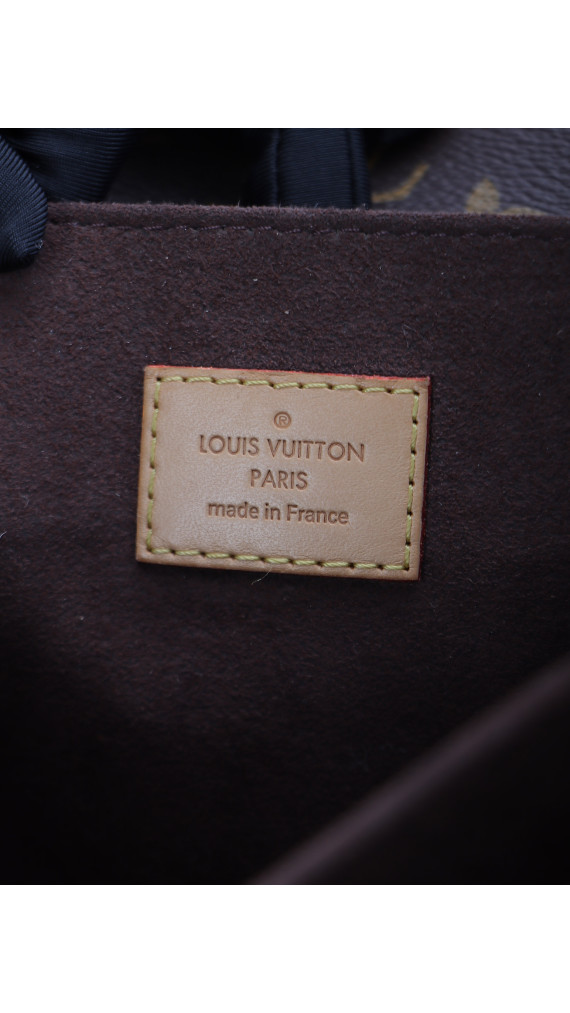 Louis Vuitton Pochette Métis i Monogram Canvas