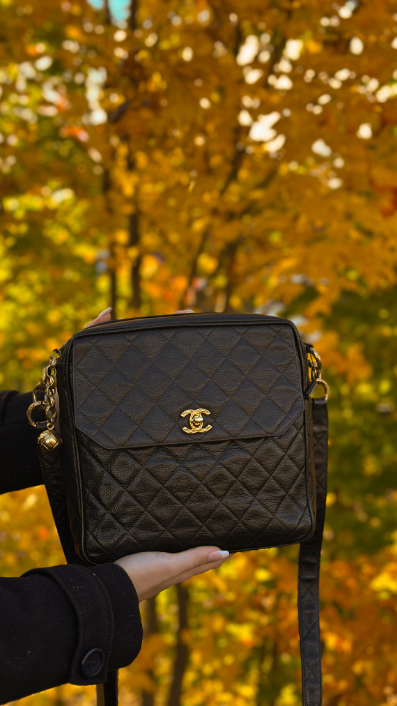 Chanel Vintage Camera Bag Black Caviar