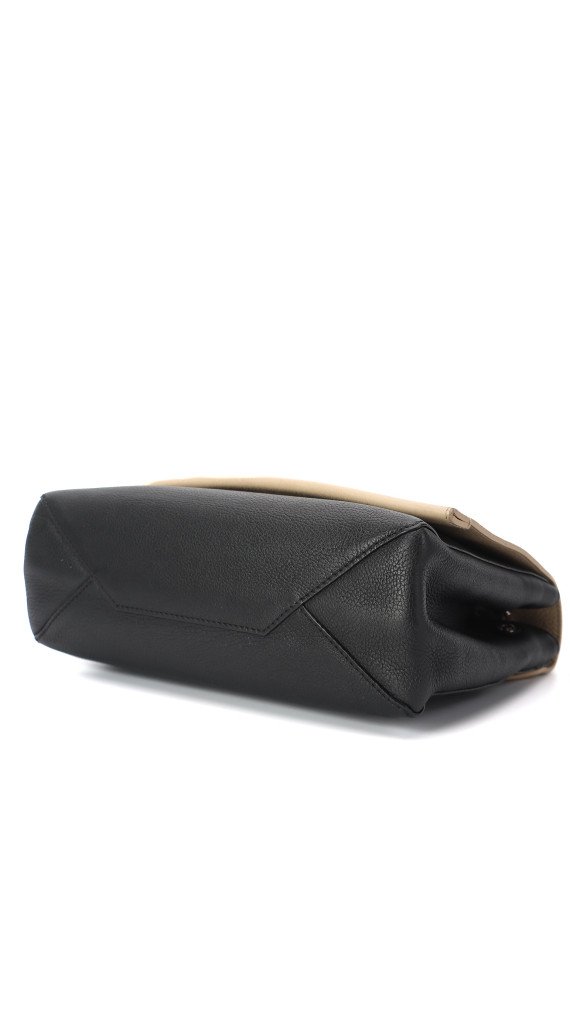 Louis Vuitton Lockme i to-tonet beige og svart shoulder bag