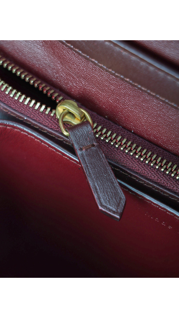 Celine Classic Box Bag i burgundy kalveskinn