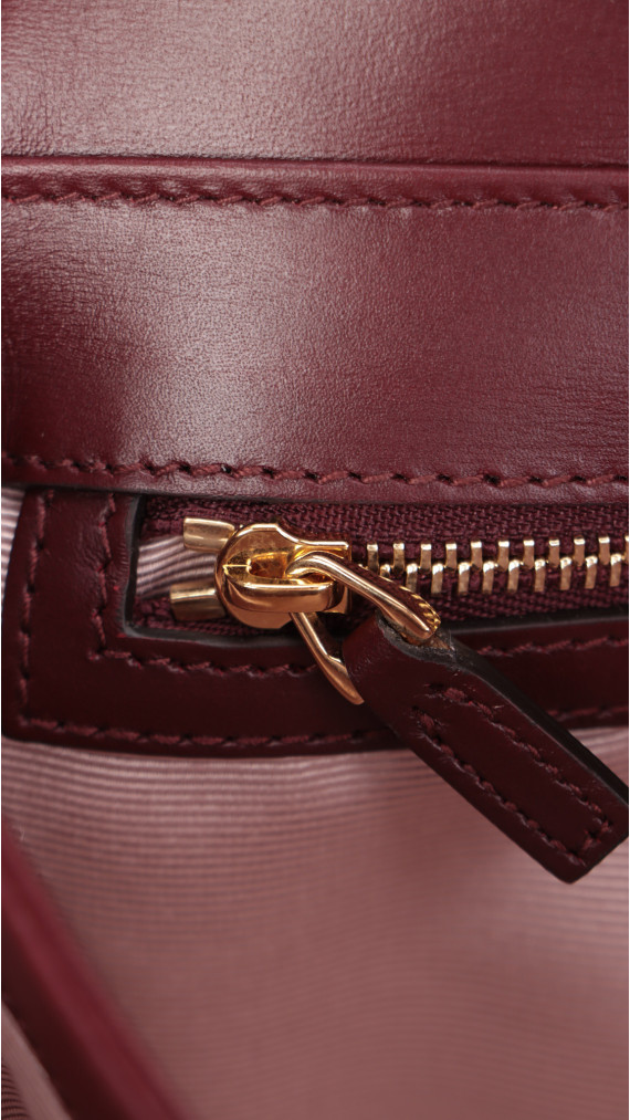 Gucci Arli Shoulder Bag - Burgundy Smooth Clafskin