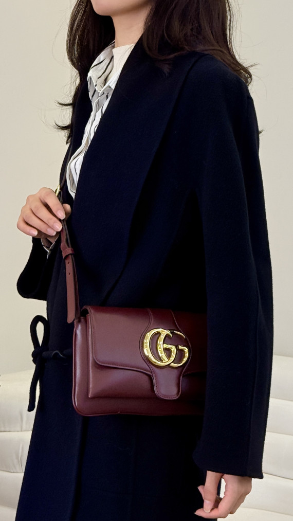 Gucci Arli Shoulder Bag - Black Smooth Calfskin