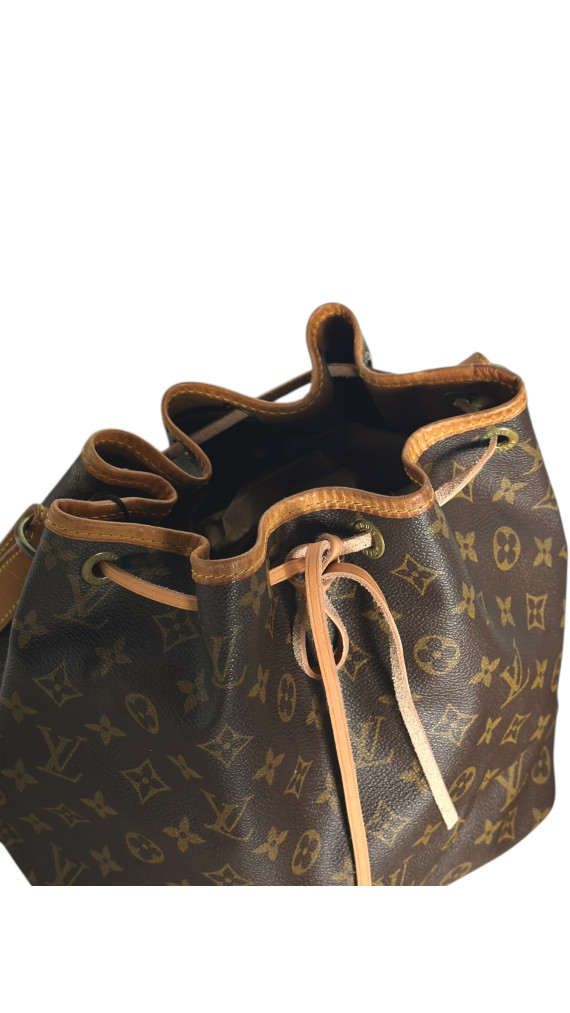 Louis Vuitton Noé Petite Shoulder Bag