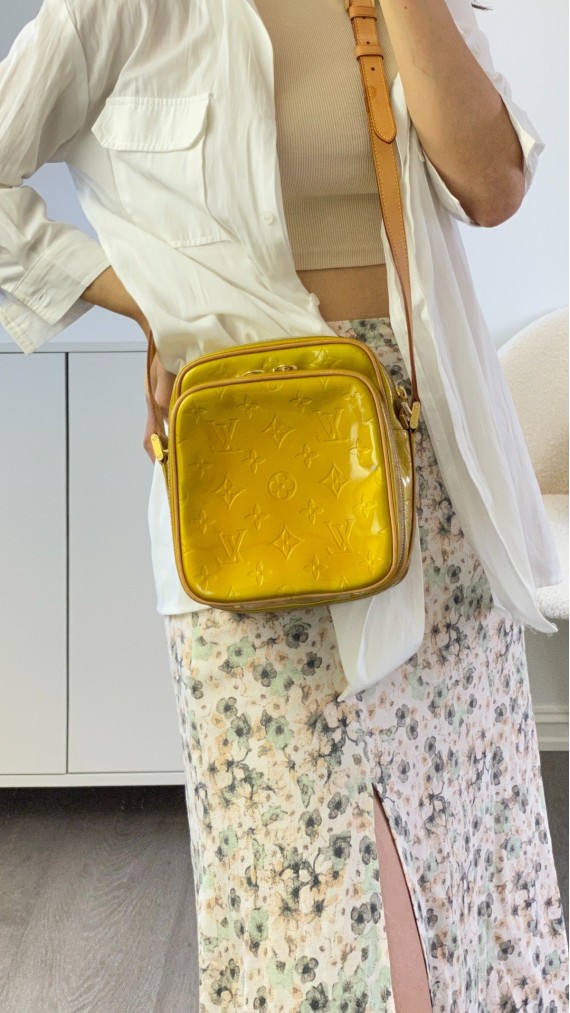 Louis Vuitton Vernis Shoulder Bag