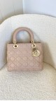 Lady Dior Medium Rose Beige m. GHW