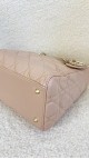 Lady Dior Medium Rose Beige m. GHW