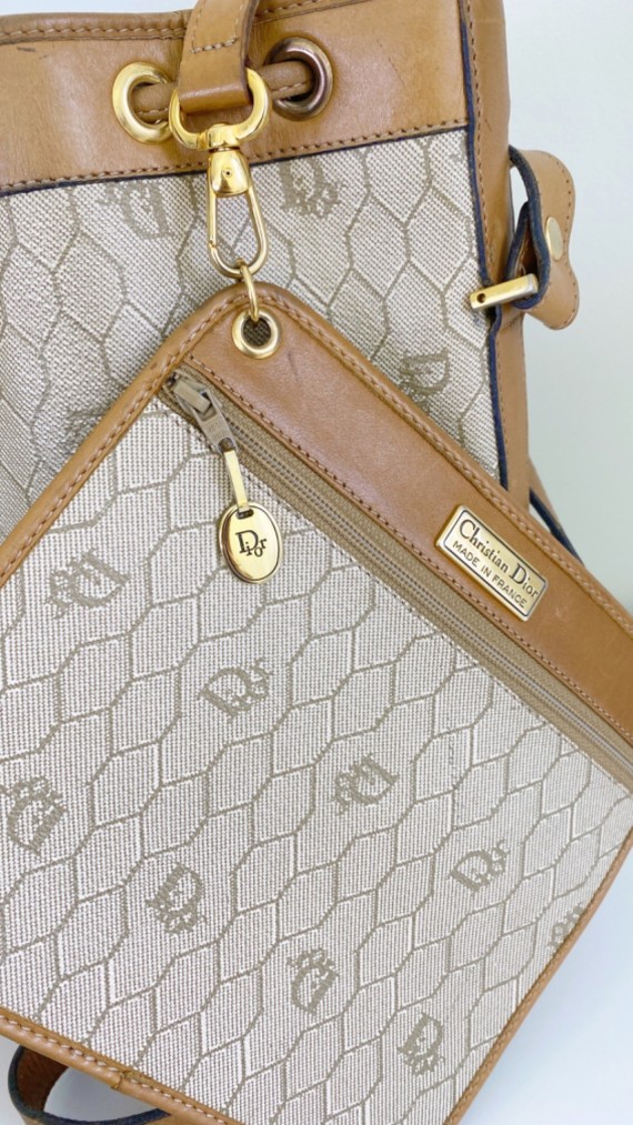 Dior Bucket Bag m. clutch