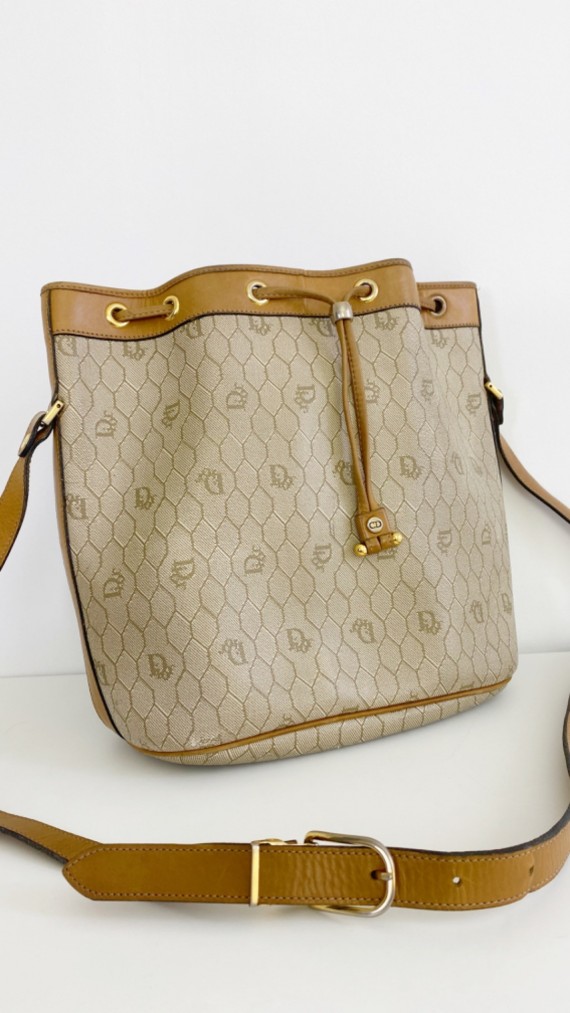 Dior Bucket Bag m. clutch