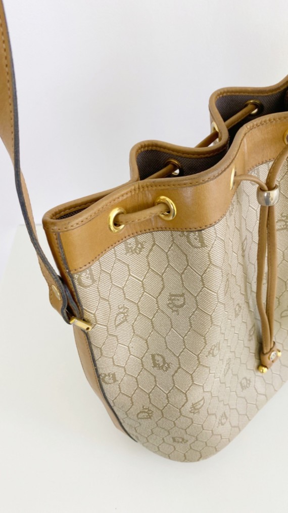 Dior Bucket Bag m. clutch
