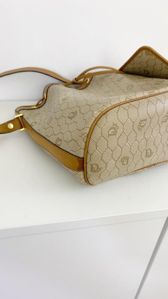 Dior Bucket Bag m. clutch
