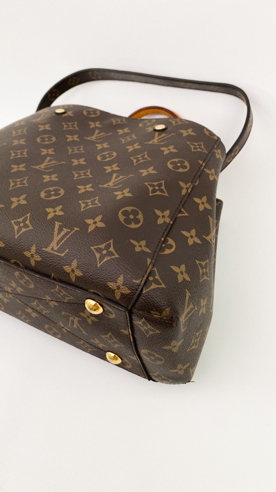 Louis Vuitton Montaigne MM