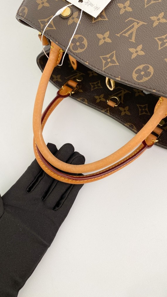 Louis Vuitton Montaigne MM