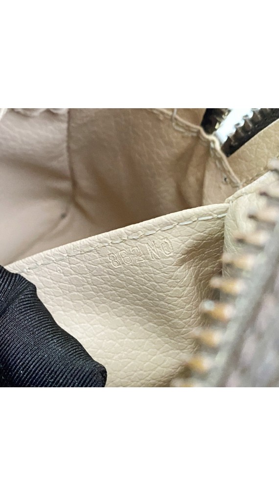 Louis Vuitton Trousse Toilette monogram Size 28.
