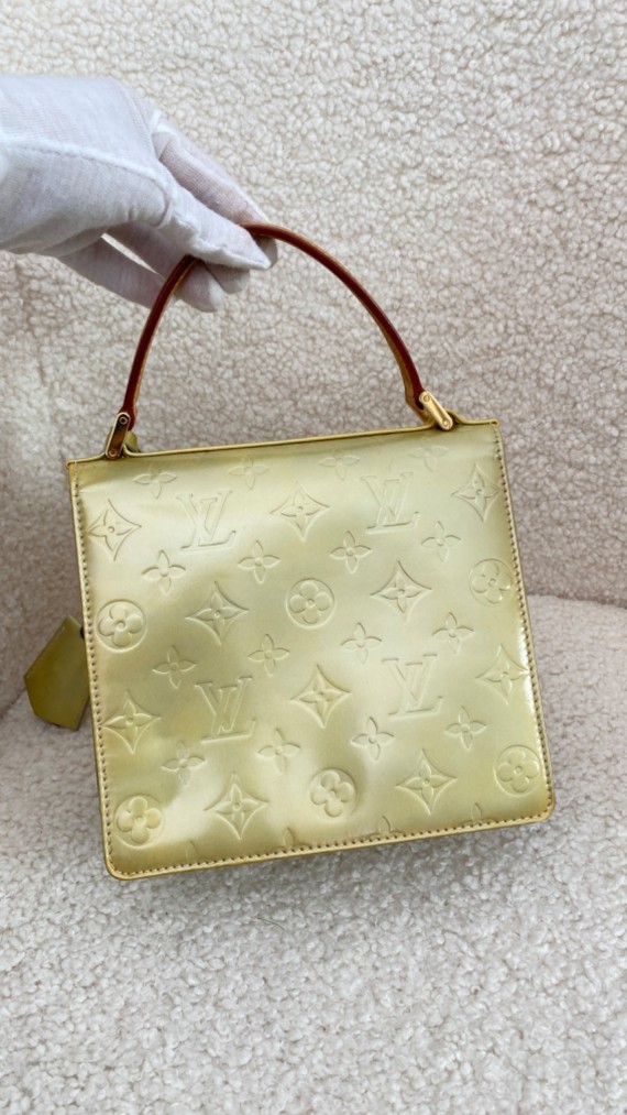 Louis Vuitton Spring street bag