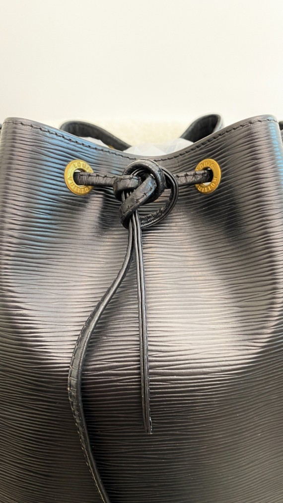 Louis Vuitton Noé GM Epi Leather